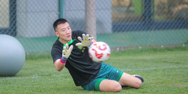 九游娱乐下载-1号韩佳奇重返训练场