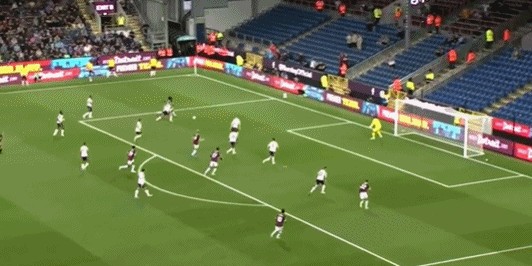 九游娱乐入口-英联杯半场：拉姆齐闪击，克拉克追平，伯恩利暂1-1德比郡