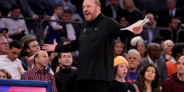 九游娱乐官网-泰伦-卢：锡伯杜留任与否取决于尼克斯能否跨过凯尔特人这一关