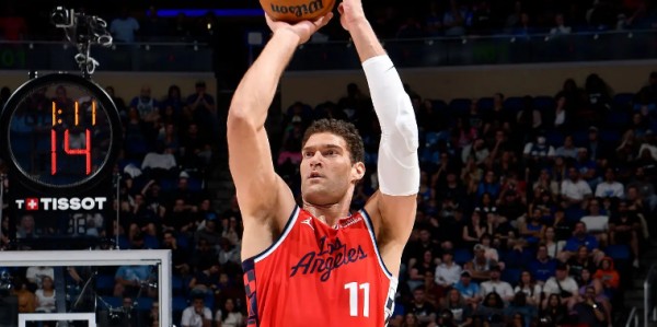 偏不信邪！才坐了几场板凳快船又让内线老将回到了轮换阵容中？