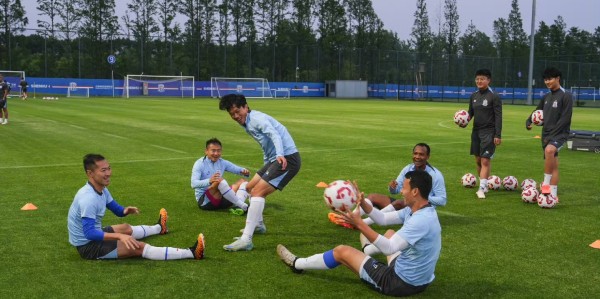 九游娱乐官网-申花官方：蒋圣龙仍在修养，四国脚6月10日归队