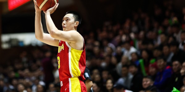 九游娱乐-胡明轩上场比赛仅靠罚球得2分，今日半场14分&amp;amp;amp;4记三分